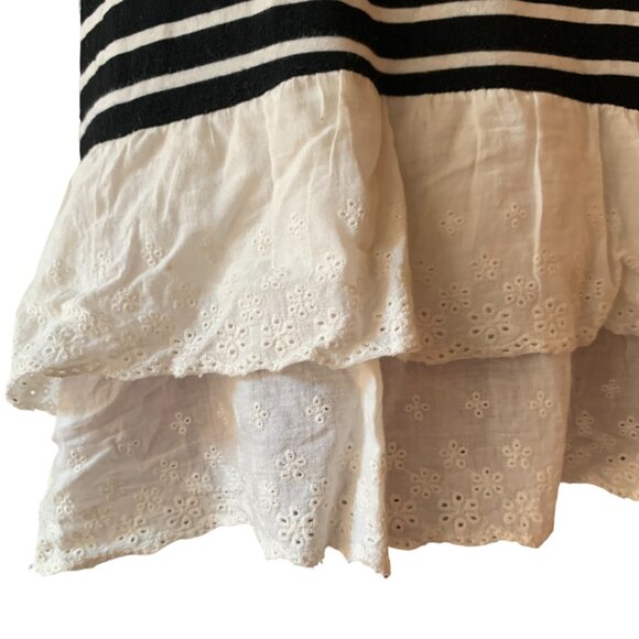 PEBBLE AND STONE Sleeveless stripes b&W Camisoles delicate ruffled lace medium - Picture 3 of 8